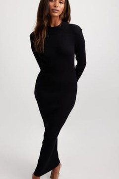 NA-KD Knitted Shoulder Pads Maxi Dress in Black | on-trend autumn knitwear clothing | long sleeve winter bodycon dresses