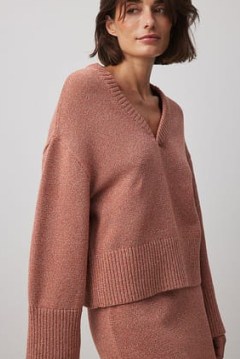 NA-KD Knitted V-Neck Wide Sleeve Sweater in Pink | women’s boxy relaxed fit sweaters | oversized dropped shoulder jumper - flipped