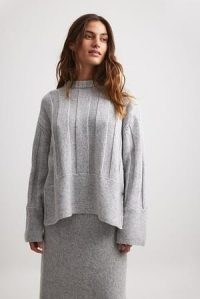 NA-KD Knitted Wide Rib Sweater in Light Grey | oversized slouchy sweaters | textured side split jumper