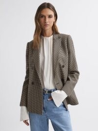 REISS ELLA DOUBLE BREASTED WOOL DOGTOOTH BLAZER in BLACK / CAMEL ~ women’s houndstooth check blazers ~ chic checked jackets