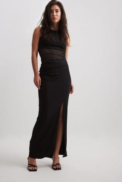 NA-KD Rouched Maxi Skirt in Black | chic long length straight cut skirts | slit hem detail | wardrobe staples
