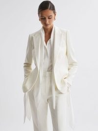 REISS MILA TAILORED FIT SINGLE BREASTED WOOL BLAZER in OFF WHITE ~ women’s sophisticated occasion blazers ~ womens chic party jackets