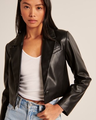 Abercrombie & Fitch Cropped Vegan Suede Shearling Jacket in Black – crop hem faux leather jackets – luxury style on-trend blazers p