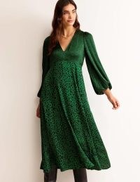 Boden Blouson Sleeve Midi Tea Dress in Amazon Green, Animal Spot / balloon sleeved dresses with empire waist