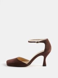 SOULIERS MARTINEZ Laura square-toe suede pumps in brown – retro styke ankle strap shoes – curved heels