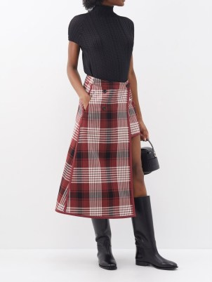 ISSEY MIYAKE Counterpoint wrap-front check cotton-blend skirt in red | checked asymmetric midi skirts | chic contemporary fashion p