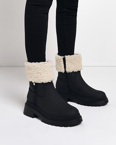 RIVER ISLAND Black Borg Cuff Chunky Boots ~ women’s winter faux shearling trimmed boot - flipped
