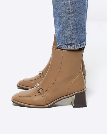 RIVER ISLAND Brown Chain Block Heel Ankle Boots ~ women’s chunky heeled square toe boot ~ womens retro style footwear - flipped
