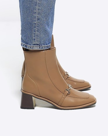 RIVER ISLAND Brown Chain Block Heel Ankle Boots ~ women’s chunky heeled square toe boot ~ womens retro style footwear