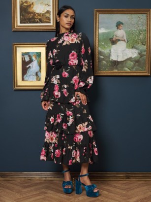 sister jane A NIGHT AT THE MUSEUM Vase of Flowers Midi Dress in Rose Black / romantic tiered floral print dresses - flipped