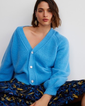 OLIVER BONAS Fluffy Stitch Blue Knitted Cardigan | women’s V-neck cardigans - flipped