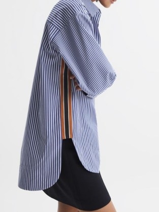 REISS DANICA OVERSIZED COTTON SIDE STRIPE SHIRT BLUE/WHITE – women’s relaxed fit blue and white striped shirts – curved dip hem detail - flipped