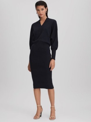 REISS SALLY WOOL BLEND MIDI DRESS in NAVY – dark blue bodycon fit knitted dresses – women’s chic understated clothing