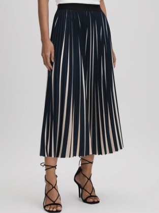 Reiss SAIGE PLEATED STRIPED MIDI SKIRT NAVY/CREAM – chic dark blue and off white skirts