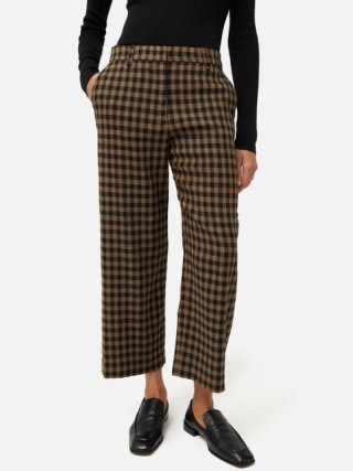 Jigsaw Dale Linen Check Trouser in Khaki – women’s cropped trousers – womens checked crop hem pant