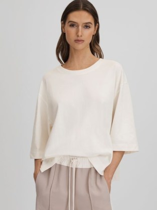 Reiss CASSIE OVERSIZED COTTON CREW NECK T-SHIRT WHITE / women’s relaxed tee / chic drop shoulder T-shirts