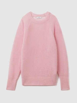 Reiss MAE OVERSIZED CREW NECK JUMPER in PINK | women’s relaxed fit jumpers