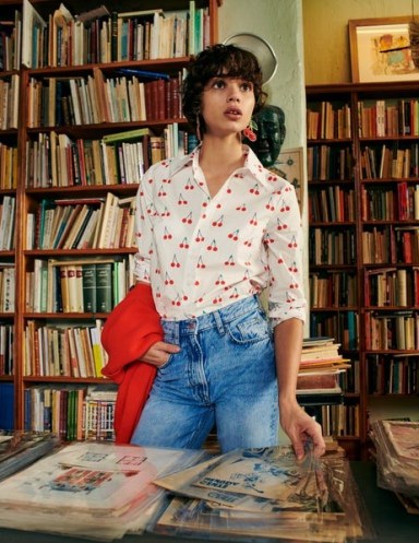 Boden Sienna Cotton Shirt in Ivory, Cherry Vine / women’s fruit print shirts - flipped