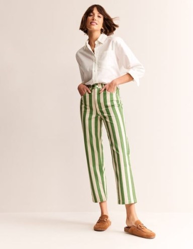 Boden Striped Straight Jeans in Green & Ivory Stripe – women’s cropped striped jean