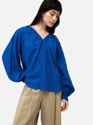 Jigsaw Textured Cotton V Neck Top in Blue – balloon sleeve tops