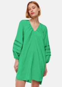 WHISTLES Grace V Neck Dress in Green – relaxed loose fit balloon sleeve summer dresses