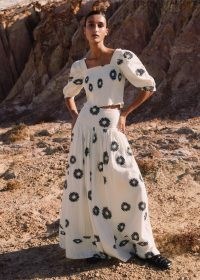 ME AND EM Cheesecloth Modern Daisy Print Maxi Skirt in Cream/Black / long length cream and balck floral fit and flare skirts / beautiful spring and summer fashion