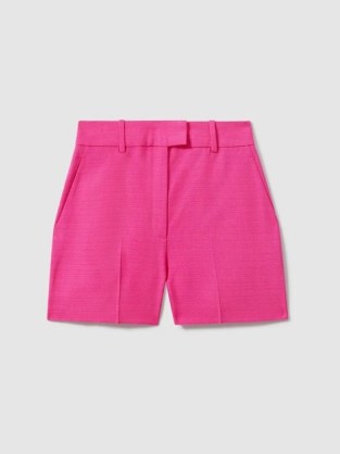 REISS HEWEY TAILORED TEXTURED SUIT SHORTS in PINK