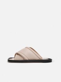 JIGSAW Bridgestone Sandal in Cream – women’s casual flat summer sandals – poolside shoes – womens summer slides