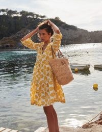 Boden Sophia Linen Short Dress Ceylon Yellow, Floral Tile – tiered relaxed fit summer dresses – holiday clothing